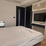 Angel Aparthotel 4*