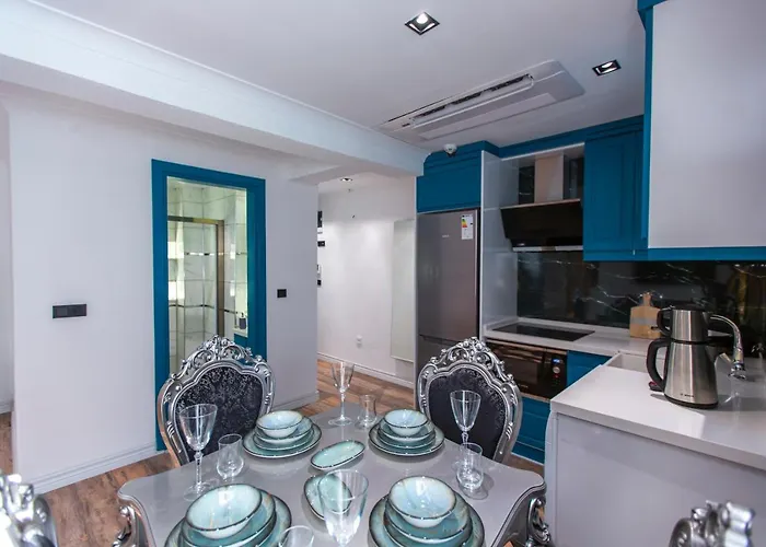 Angel Apartahotel 4*